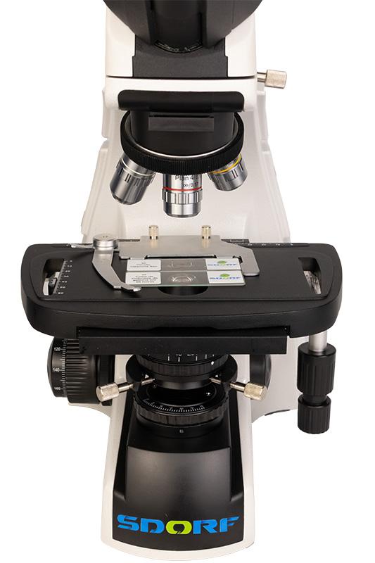 Microscópio Biológico Binocular Planacromático Infinito ICS (SISTEMA DE CORREÇÃO INFINITA) com Aumento de 40x a 1.600x e Iluminação de 5W